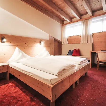 Hotel Grieshof 4*