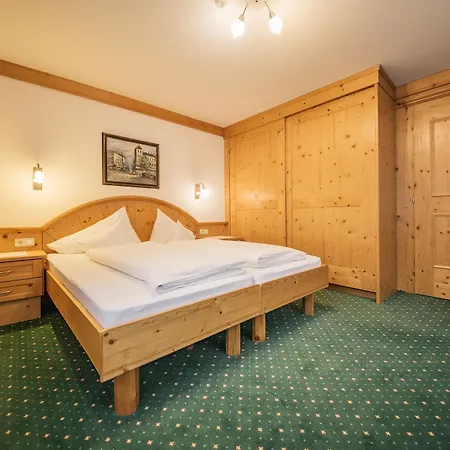 Grieshof Hotel 4*
